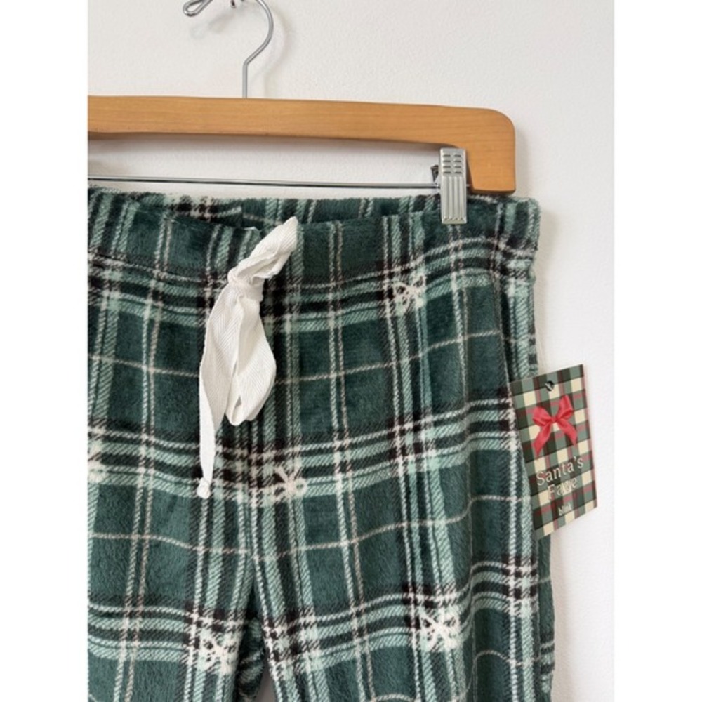 Women's Blink Green Plaid Flannel Pajamas with Bows – Size Medium – NWT - Picture 3 of 5